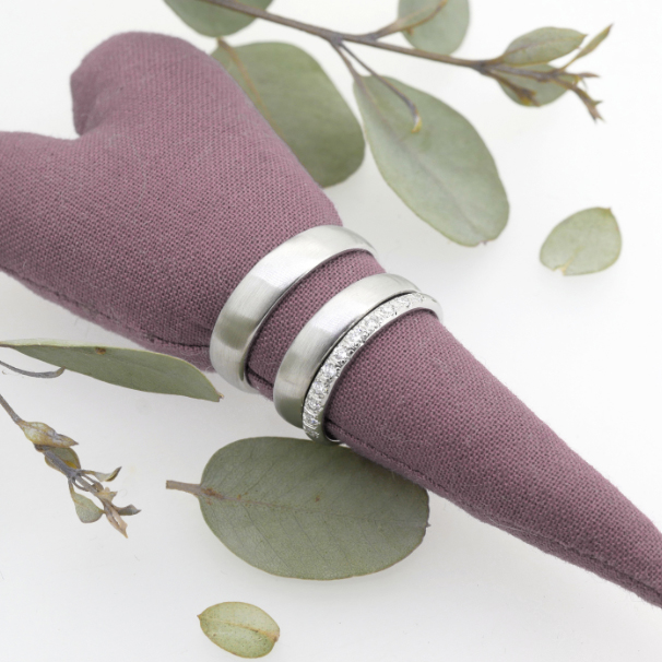 Vorsteckring aus Platin mit 11 Brillanten